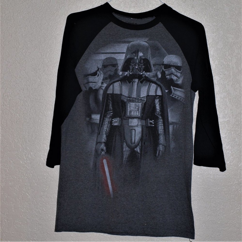 Star Wars Black & Gray T-Shirt Size Small